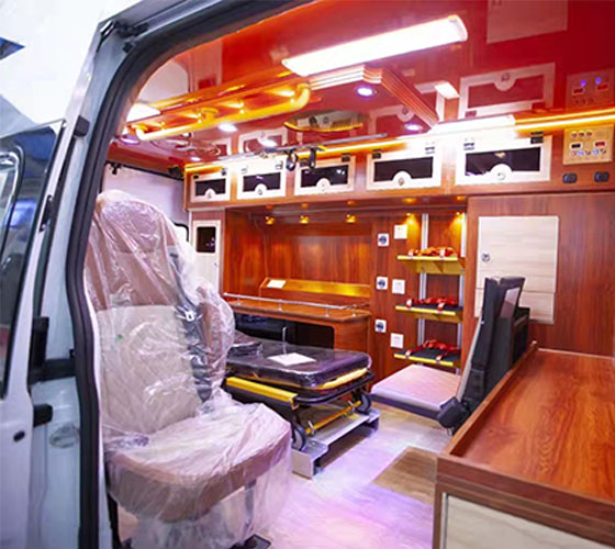 谢通门县车辆内部展示