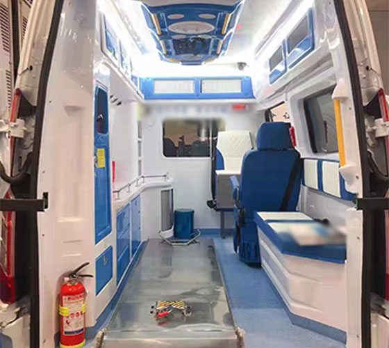 谢通门县车辆内部展示